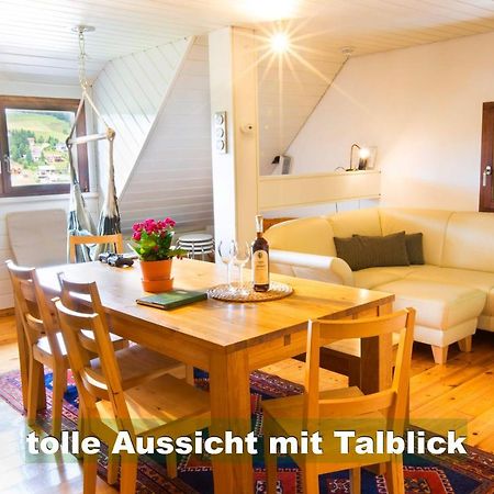 Wohlfuehl-Ferienwohnung 80 Qm, 8 Personen, Aussicht & Heimkino 托特瑙 外观 照片