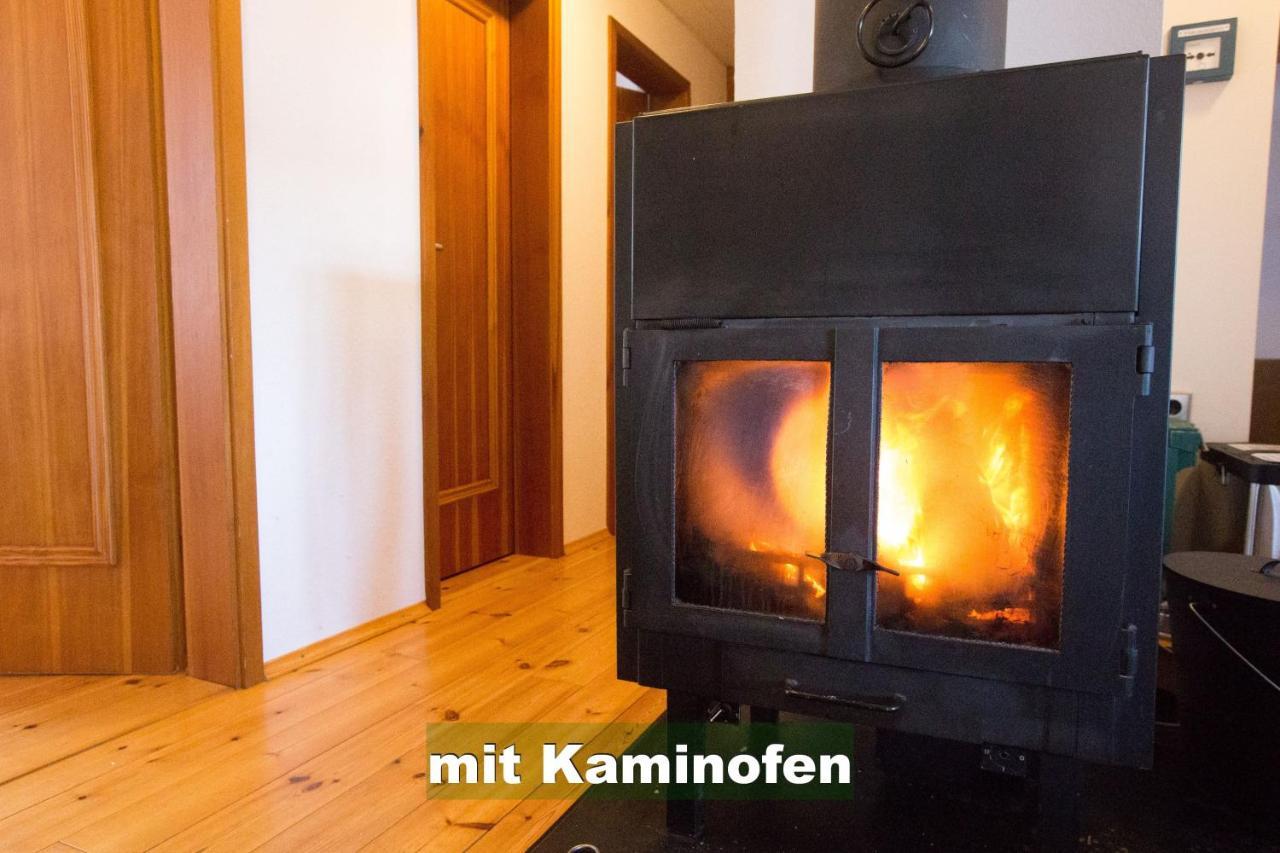 Wohlfuehl-Ferienwohnung 80 Qm, 8 Personen, Aussicht & Heimkino 托特瑙 外观 照片